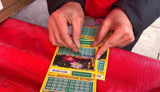 彩民2025澳门精准正版免费四不像,精选解析的警惕虚假宣传-全面落实与解释释义